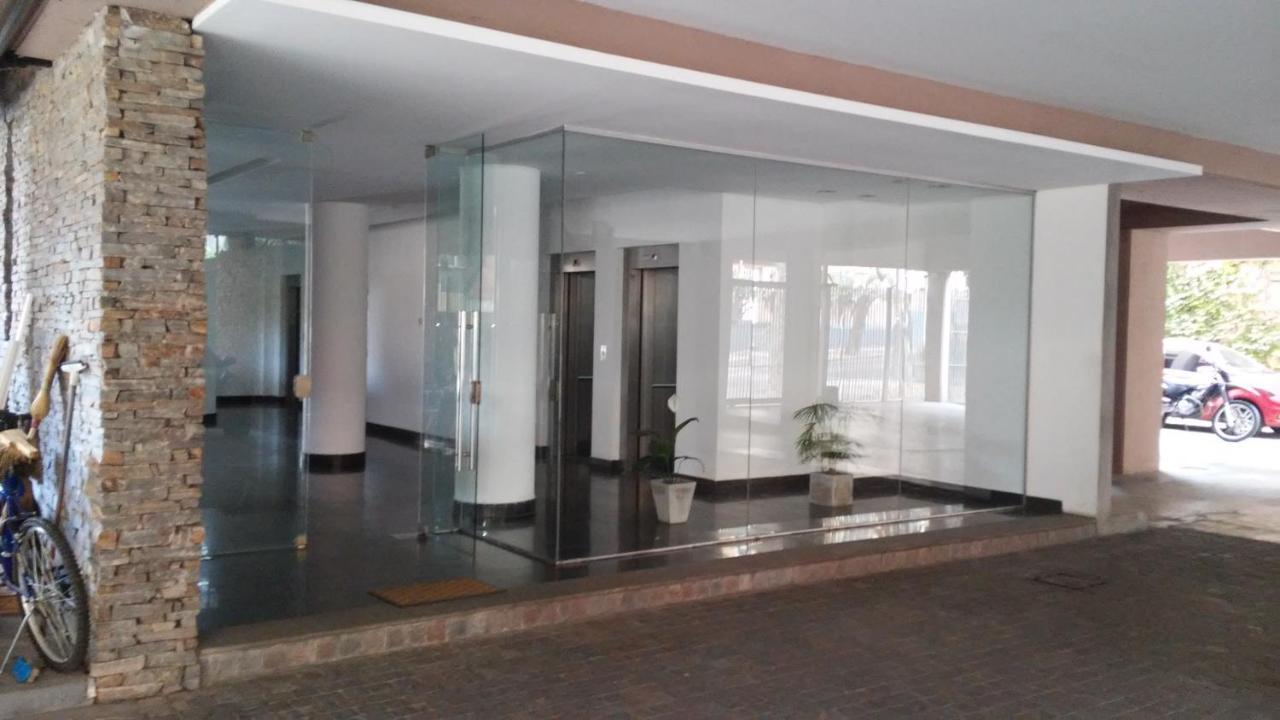 400 Av Libertador Luminoso Amplio Piscina Cochera Seguridad 24 Hs 산 페르난도 외부 사진